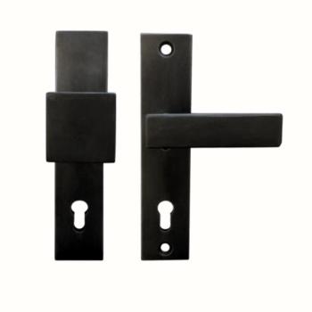 schutzbeschlag-haustuer-92-mm-schwarz